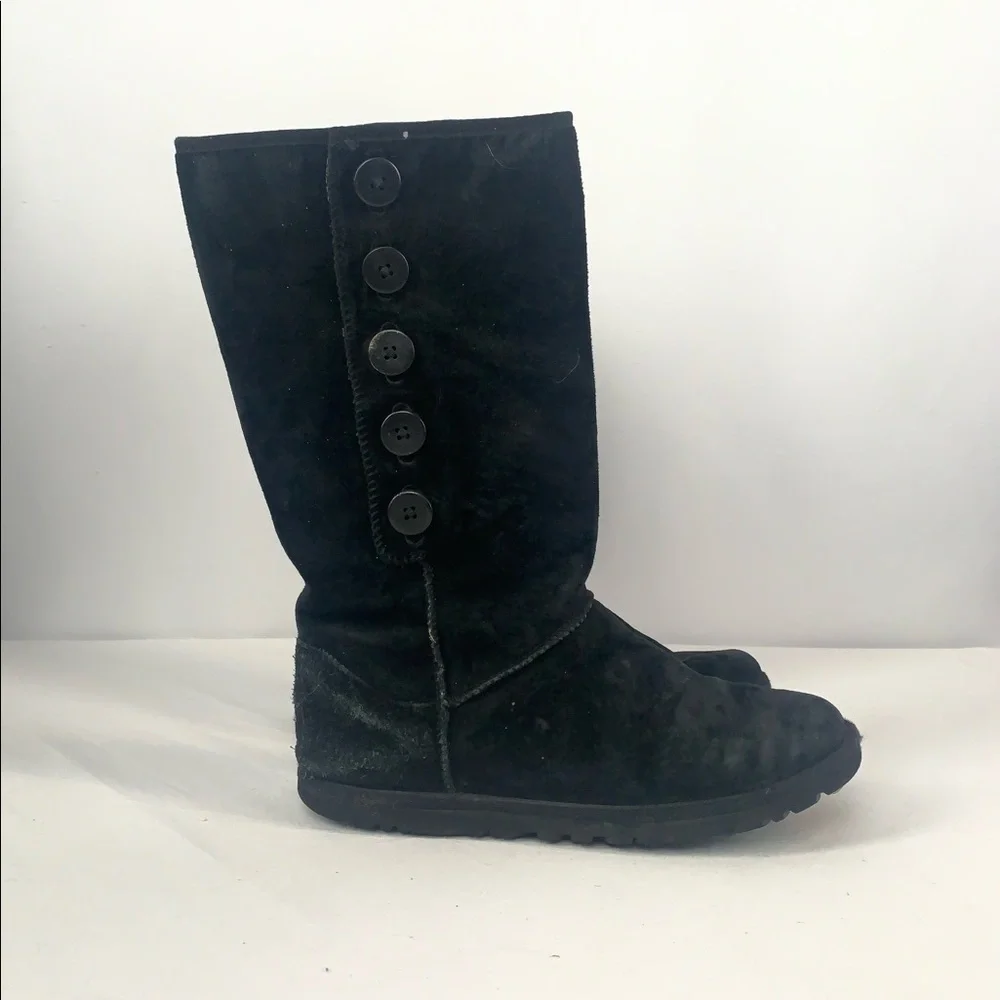 Ugg Suede Button Side‎ Boots in Black Size 6